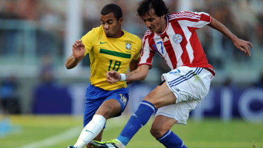 Lucas Moura (L)