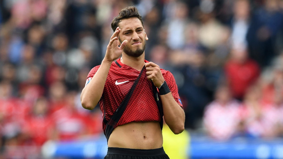 Hakan Calhanoglu