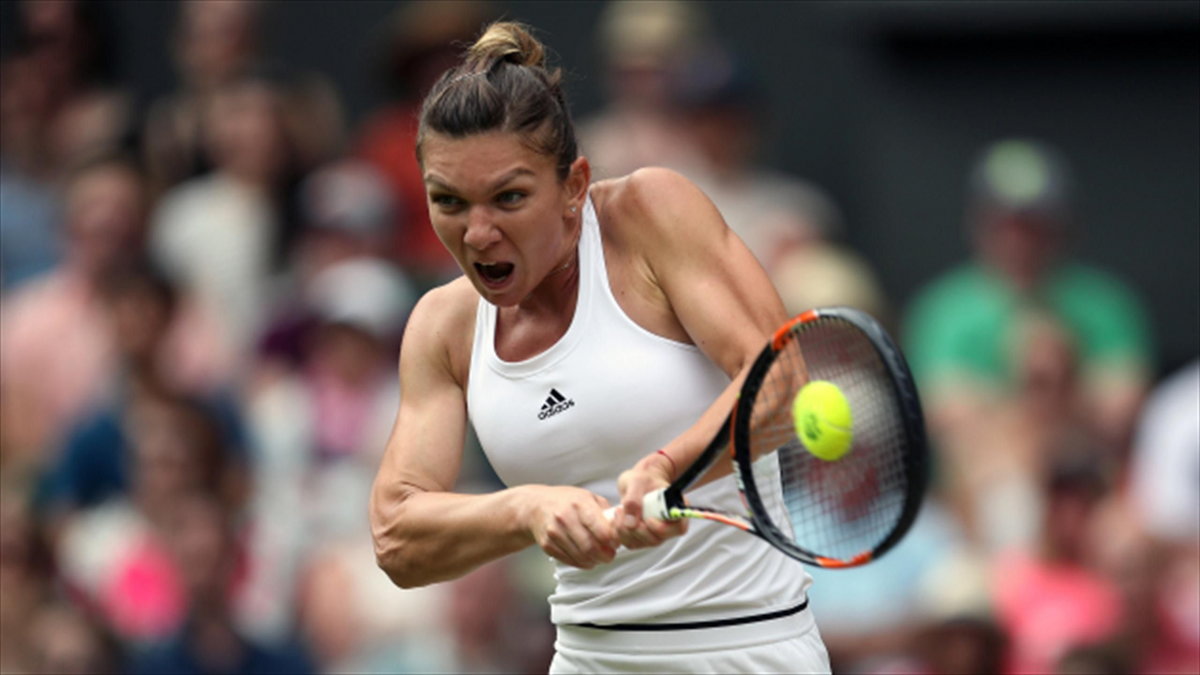 Halep obroniła piłkę meczową i wyeliminowała Stosur