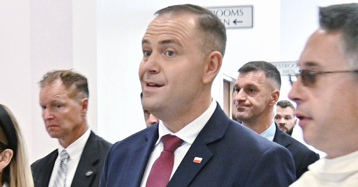 Niespodziewany prezent dla Karola Nawrockiego. "Zrobił duże oczy"