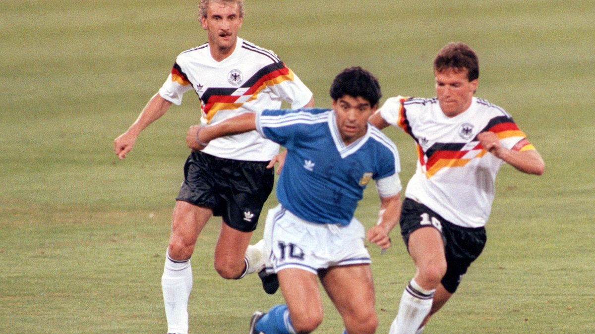 Diego Maradona, Rudi Voeller i Lothar Matthaeus - Niemcy - Argentyna 1990 rok