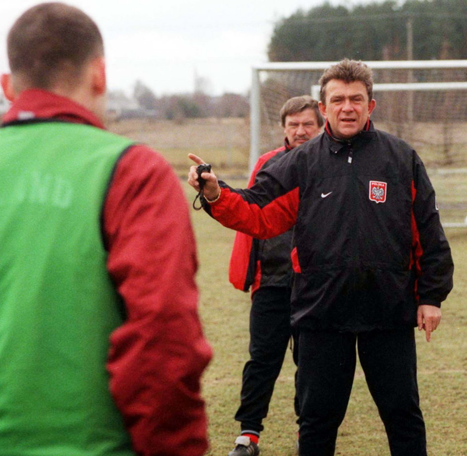 Janusz Wójcik w czasie treningu reprezentacji Polski