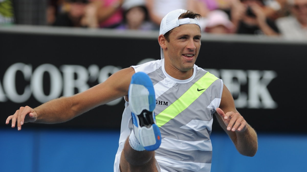 W ten sposób Łukasz Kubot cieszył się zawsze po sukcesach w Australian Open. Żaden z tenisistów nie tańczy kankana tak pięknie jak on...