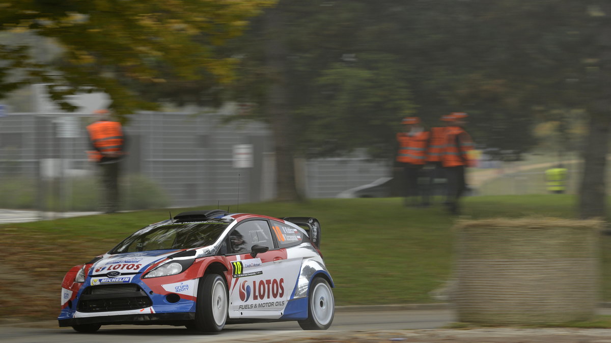 Robert Kubica zaczął Rajd Francji od pozycji najszybszego kierowcy spośród zasiadających za sterami Forda na odcinku testowym. 