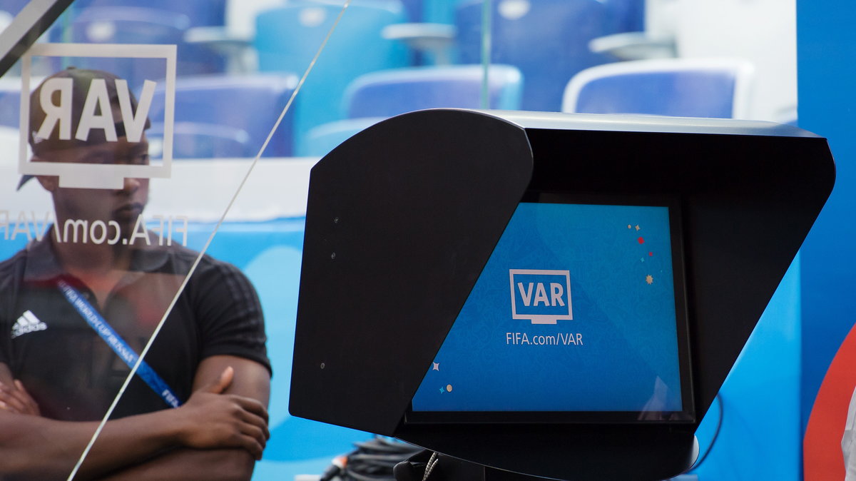 VAR