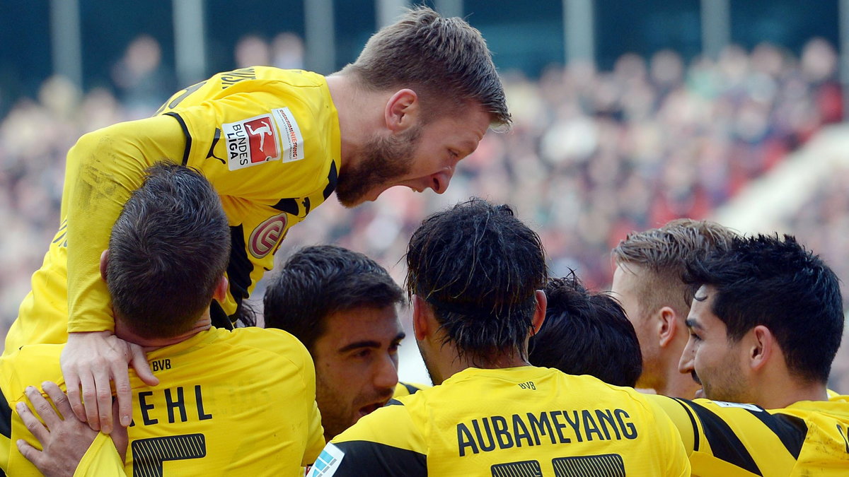 FBL-GER-BUNDESLIGA-HANOVER-DORTMUND