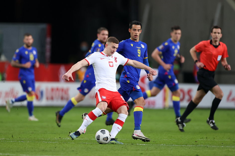 17-letni Kacper Kozłowski z Pogoni Szczecin zdaniem Marcina Żewłakowa zaliczył udany debiut w reprezentacji w meczu z Andorą (3:0).