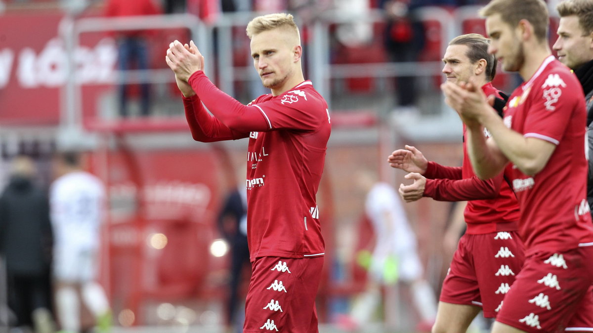 Piłkarze Widzewa cieszą się ze zwycięstwa