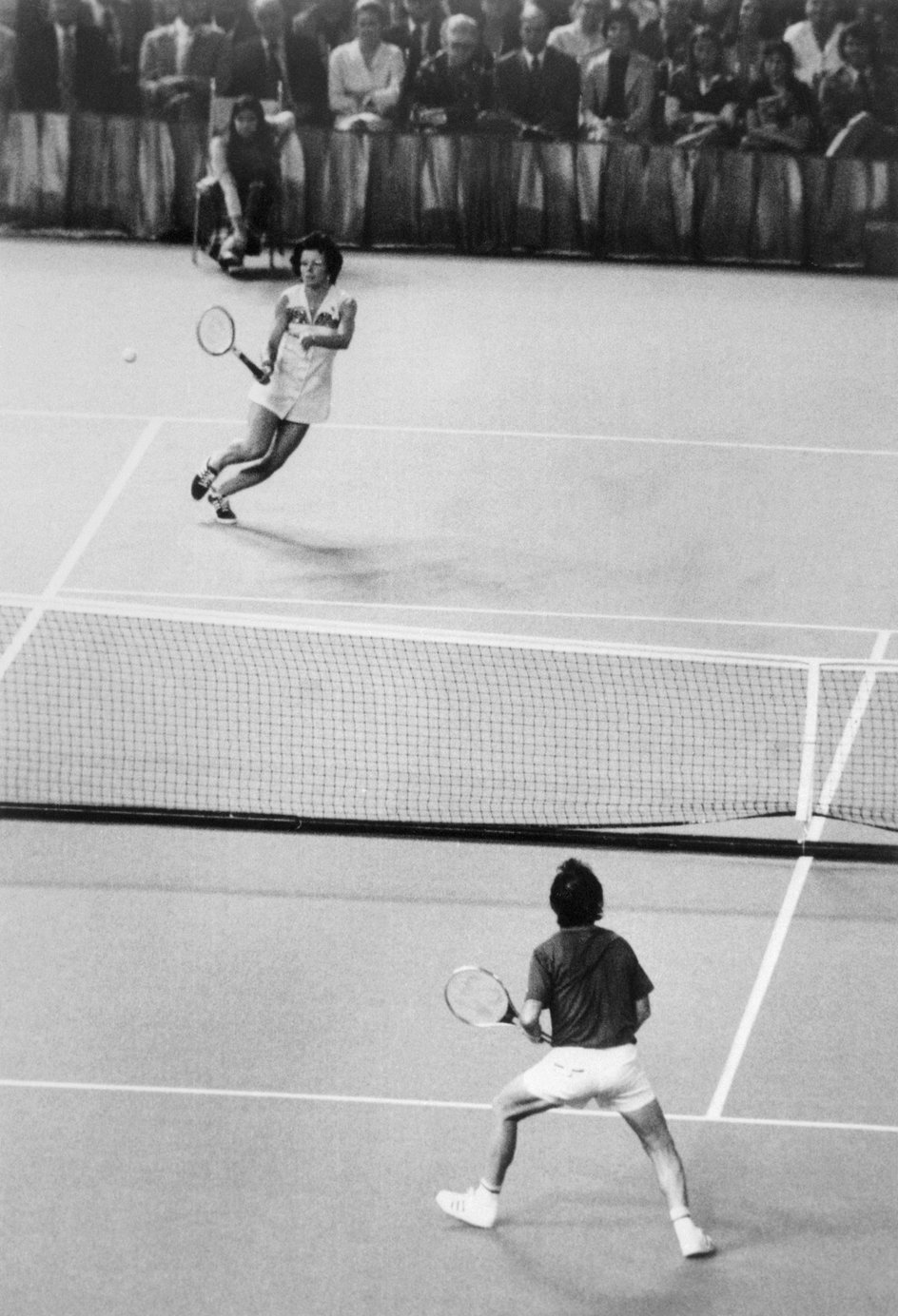 Billie Jean King i Bobby Riggs podczas "Wojny płci" w 1973 r. (autor zdjęcia: Bettmann / Contributor)