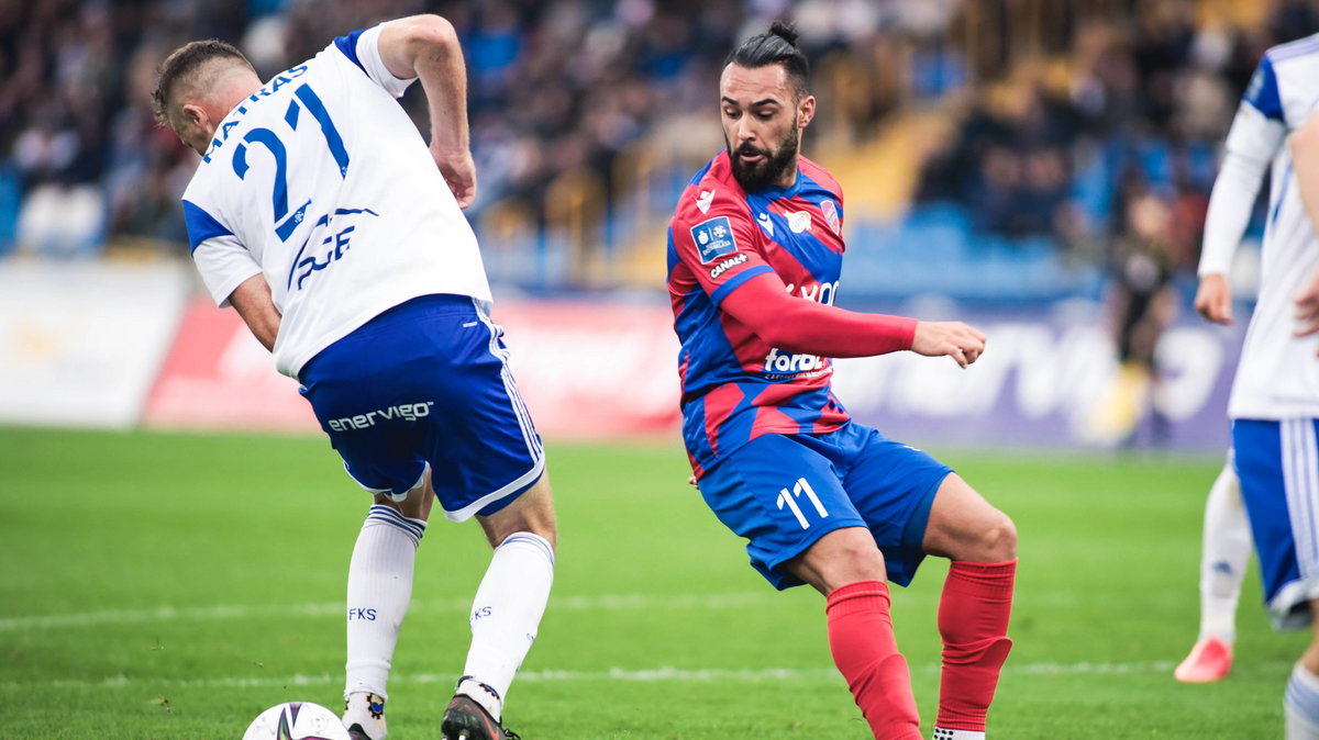 Pilka nozna. PKO Ekstraklasa. Stal Mielec - Rakow Czestochowa. 19.09.2021