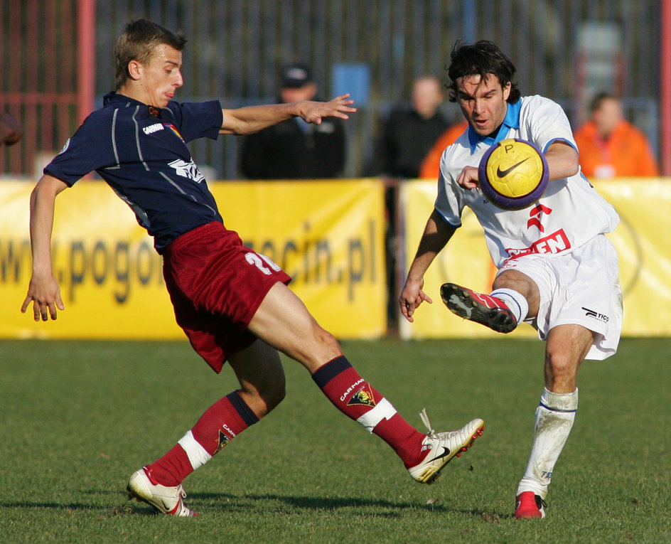 Kamil Grosicki jest wychowankiem Pogoni, z której wyjechał w 2007 roku do Legii. W polskiej ekstraklasie (W Pogonii, Legii i Jagiellonii) wystąpił w 92 spotkaniach. Ostatnie 10 lat spędzdił za granicą (Turcja, Francja, Anglia).