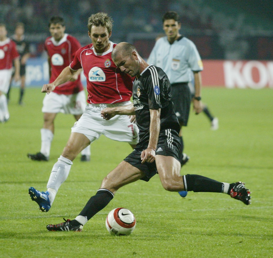 Zinedine Zidane i Damian Gorawski (2004 r.)