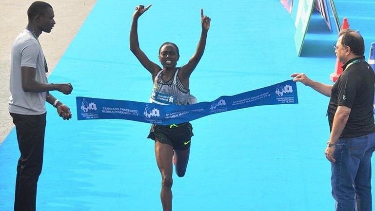 Bornes Kitur wygrała maraton w Bombaju