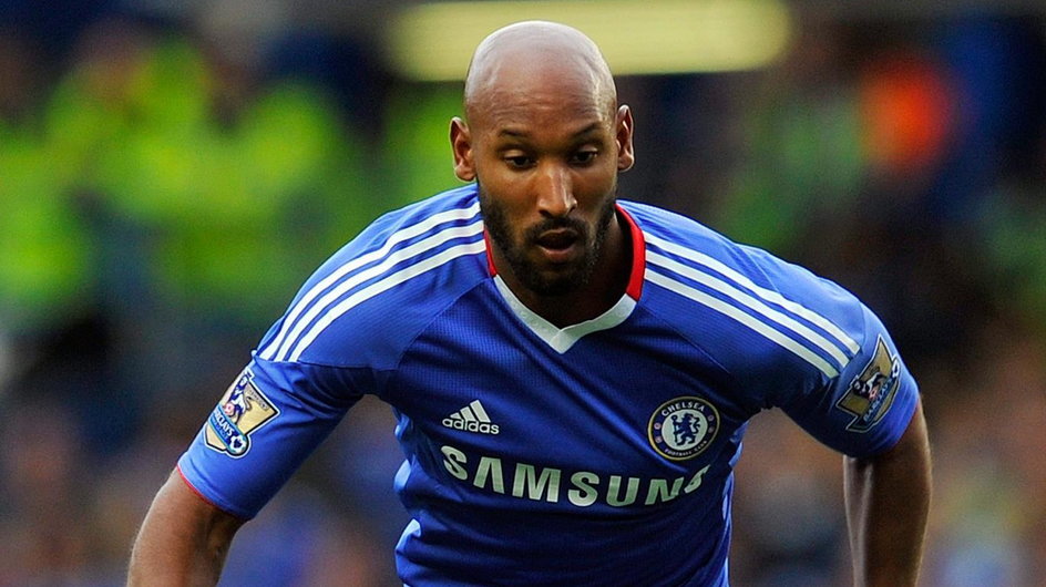 Nicolas Anelka; (napastnik; Arsenal: 1997-99; Liverpool: 2002; Manchester City: 2002-05; Bolton Wanderers: 2006-08; Chelsea: 2008-12; West Bromwich Albion: 2013-14. Bilans: 364 meczów, 126 goli)