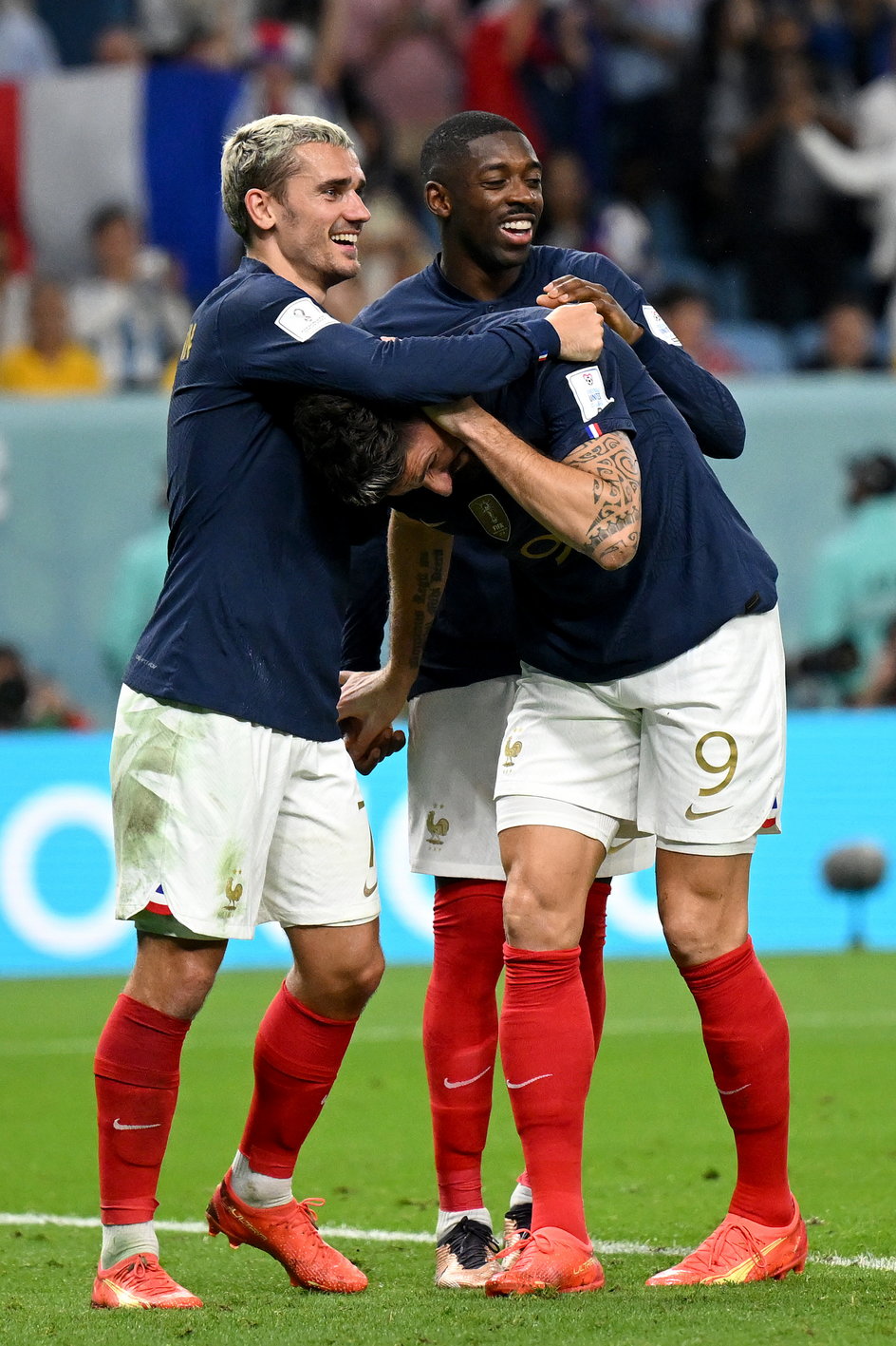 Od lewej: Antoine Griezmann, Olivier Giroud (na środku) i Ousmane Dembele