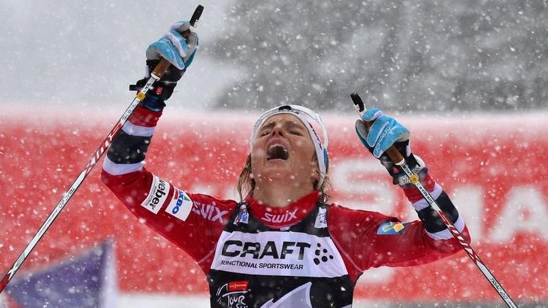 Therese Johaug triumfuje