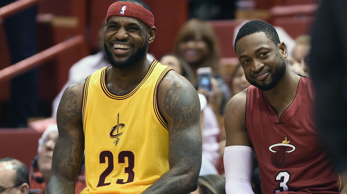 LeBron James (L) i Dwyane Wade (P)