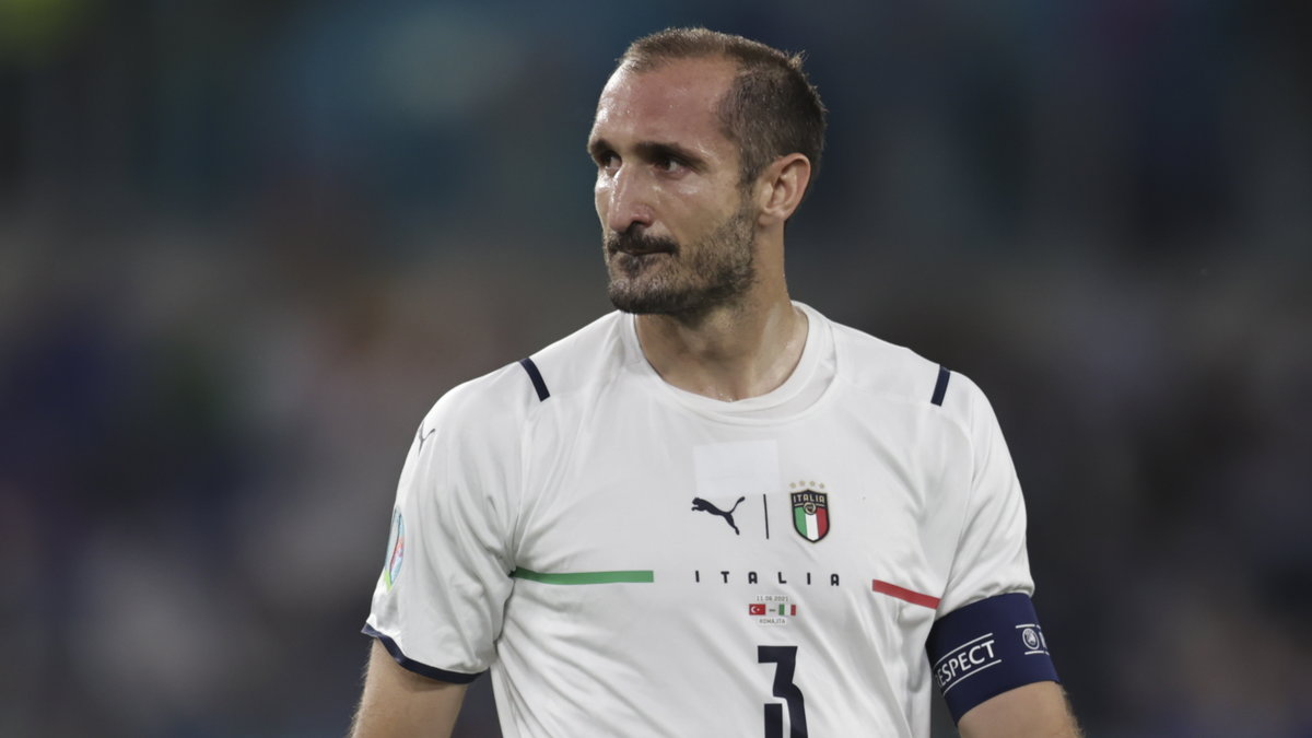 Giorgio Chiellini jest filarem obrony reprezentacji Italii.