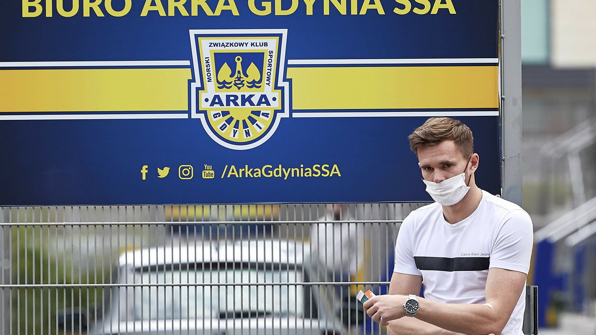 20504131 - PIŁKA NOŻNA EKSTRAKLASA ARKA GDYNIA TESTY NA COVID-19 (Adam Deja)