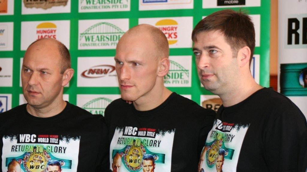 Krzysztof "Diablo" Włodarczyk (w środku) i Andrzej Wasilewski (P)