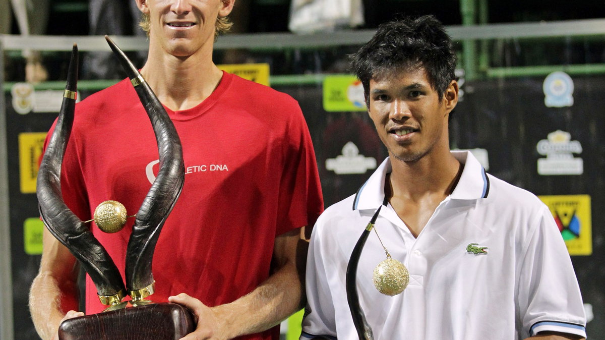 Kevin Anderson (L) i Somdev Devvarman (P)