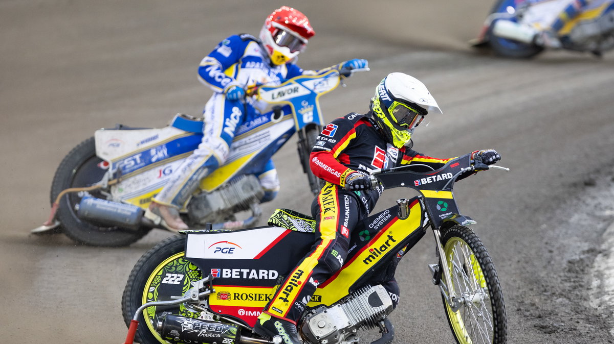 2021.06.11 Torun Zuzel Speedway 2021 PGE Ekstraliga Zuzlowa 2021 eWinner Apator Torun - Betard Sparta Wroclaw N/z Artem Laguta (b), Robert Lambert (c) Foto Marcin Karczewski / PressFocus 2021.06.11 Speedway 2021 PGE Ekstraliga Zuzlowa 2021 eWinner Apator Torun - Betard Sparta Wroclaw N/z Artem Laguta (b), Robert Lambert (c) Foto Marcin Karczewski / PressFocus