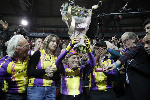 FRANCE CYCLING RECORD (Robert Marchand sets cycling record at age 105)