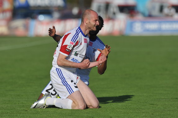 PIŁKA NOŻNA EKSTRAKLASA POGOŃ SZCZECIN GÓRNIK ZABRZE ( Bartosz Iwan Dzikamai Gwaze)