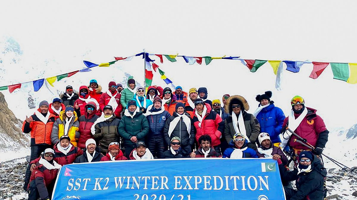 Nepalczycy minionej zimy zdobyli K2