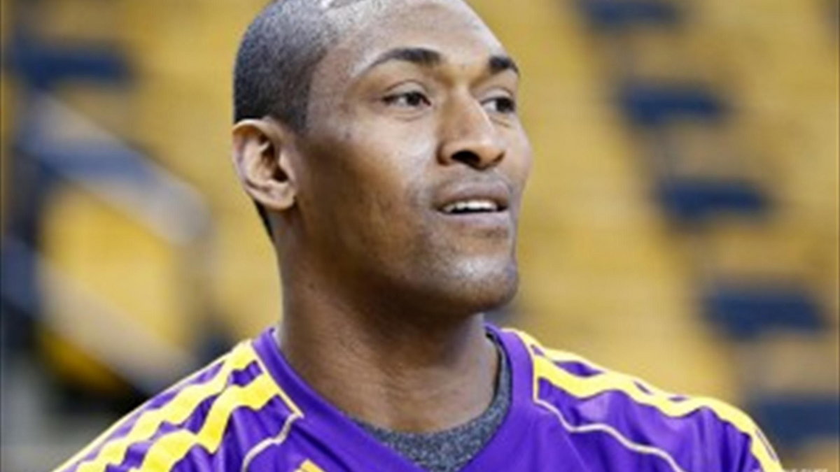 Lakers postanowili zatrzymać trzech koszykarzy, w tym Metta World Peace