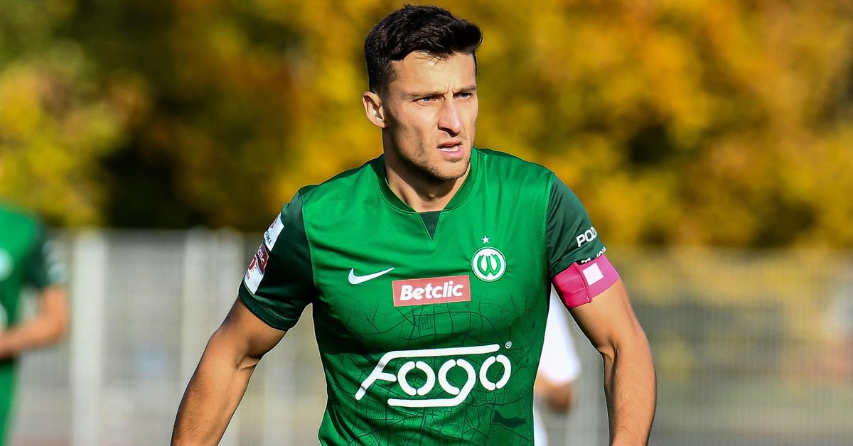 Gdzie obejrzeć mecz Warta Poznań — Kotwica Kołobrzeg? O której godzinie? Transmisja na żywo