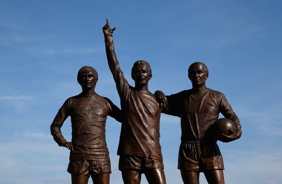 Trzy legendy Manchesteru United - George Best, Denis Law i Bobby Charlton