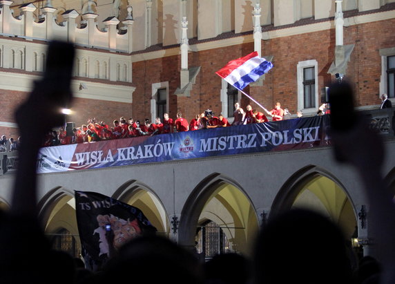 PIŁKA NOŻNA LIGA POLSKA WISŁA KRAKÓW POLONIA WARSZAWA