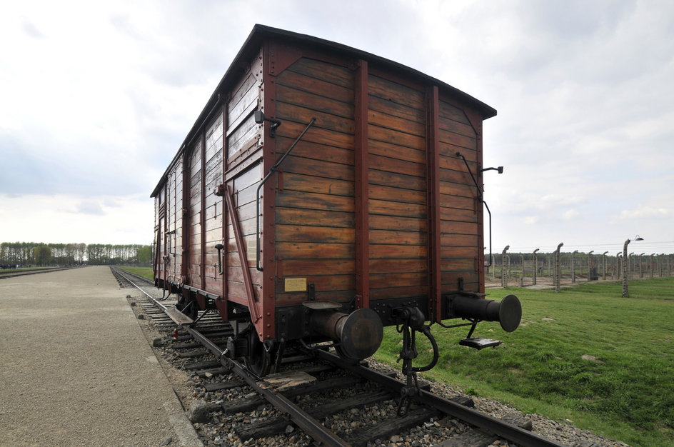 Wagon zbliżony do tego, jakim był przewożony Alfred Nakache i jego rodzina