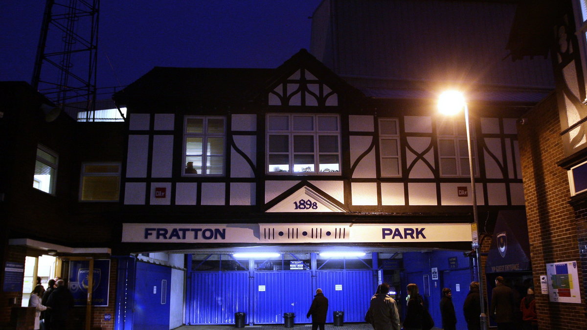 Wejście na stadion Fratton Park - siedzibę klubu Portsmouth