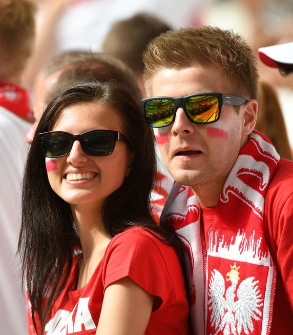 FBL-EURO-2016-MATCH29-UKR-POL-FANS