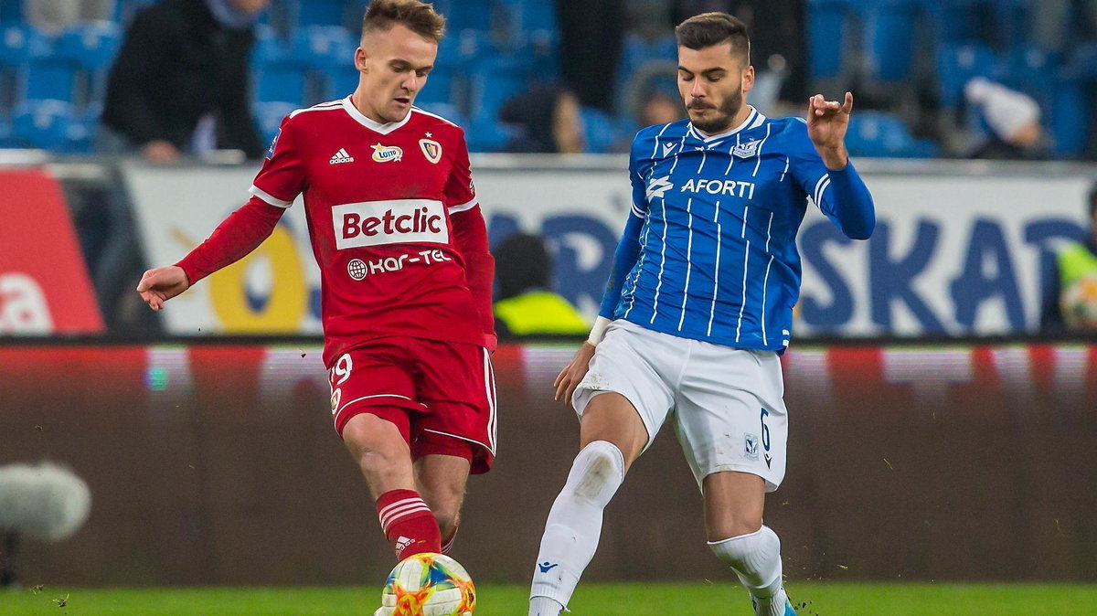 Sebastian Milewski (Piast Gliwice) i Karlo Muhar (Lech Poznań)