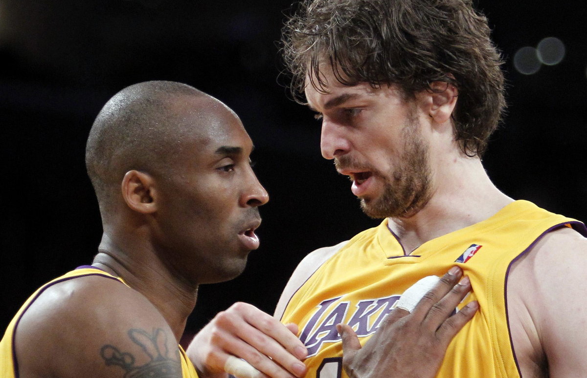 Kobe Bryant (po lewej) i Pau Gasol