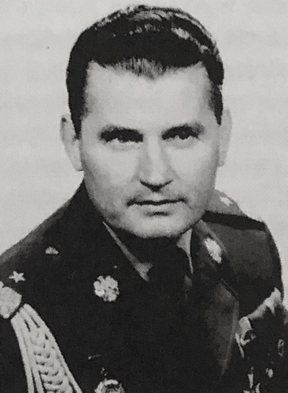 Gen. bryg. dr Marian Ryba, naczelny prokurator wojskowy, prezes PZPN
