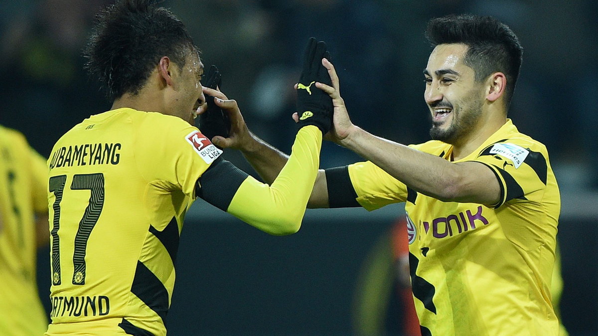 Pierre-Emerick Aubameyang (L) i Ilkay Guendogan