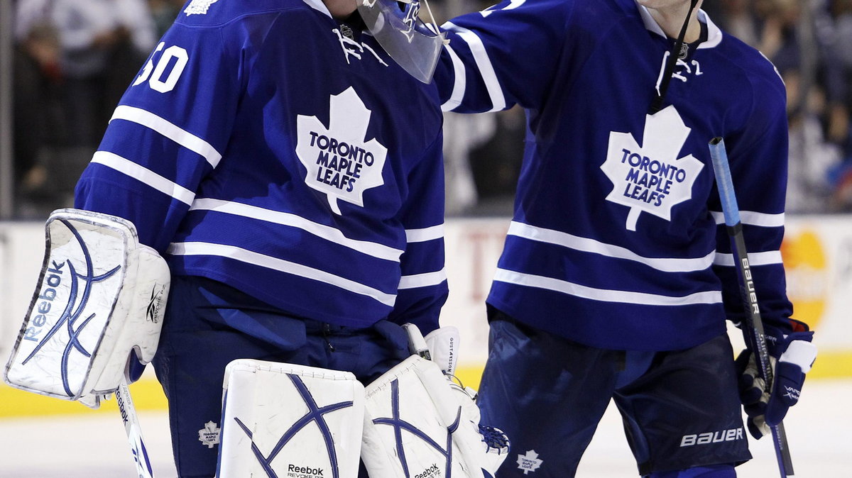 Jonas Gustavsson i Frederik Sjostrom (Toronto Maple Leafs)