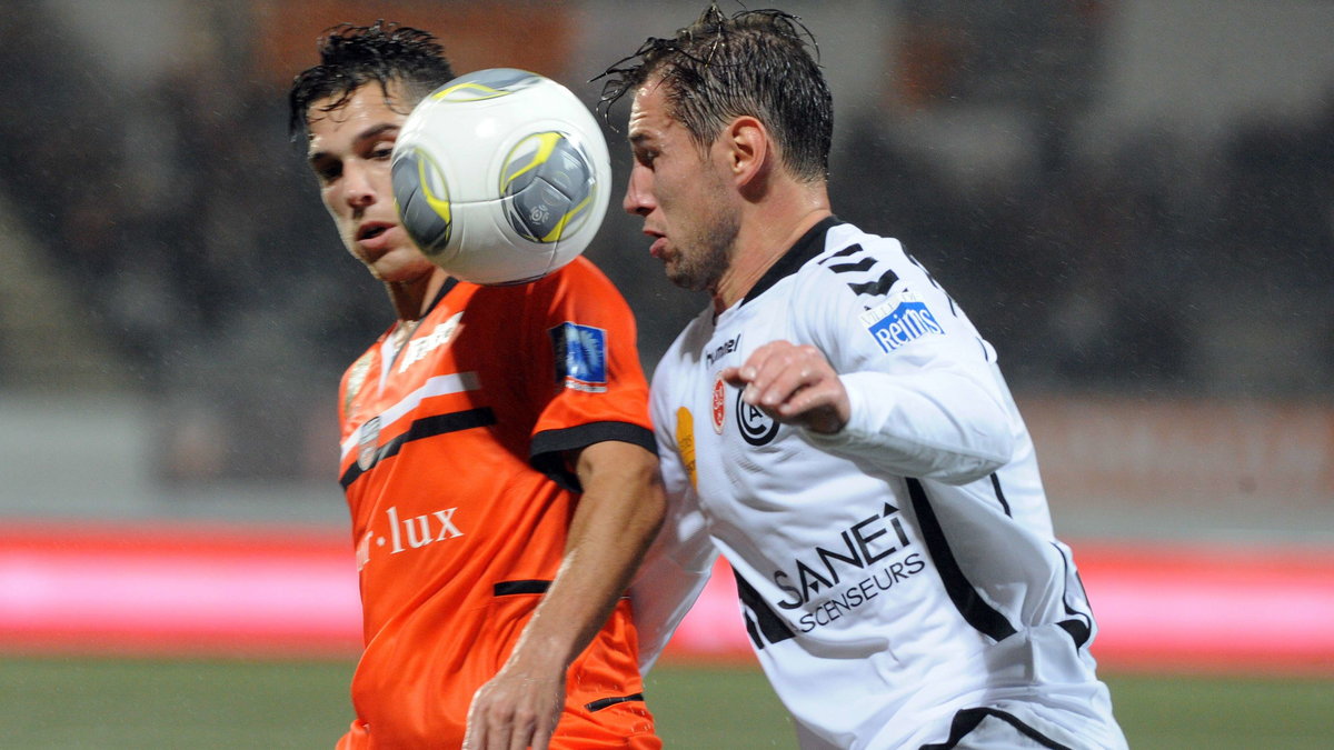 Grzegorz Krychowiak w meczu z Lorient