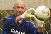 10. Fabien Barthez - z Monaco do Manchesteru United za 7,8 mln, 2000 r.