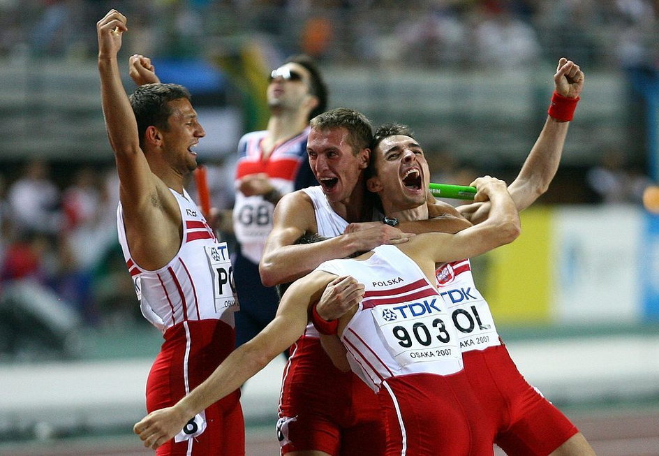 Radość polskiej sztafety 4x400 m po zdobyciu brązowego medalu