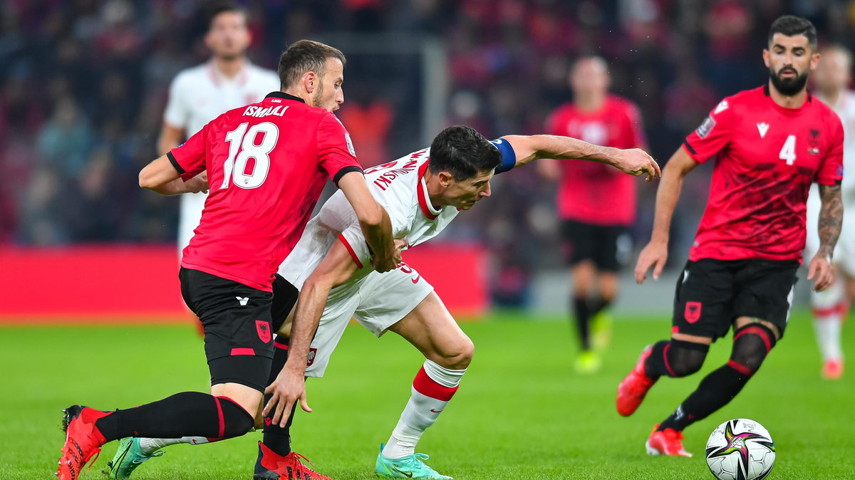 Robert Lewandowski podczas meczu Albania - Polska