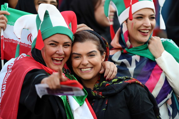 El. MŚ 2022: Iranki obejrzały na stadionie mecz Iran - Kambodża