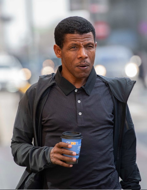 Haile Gebrselassie na ulicach Warszawy