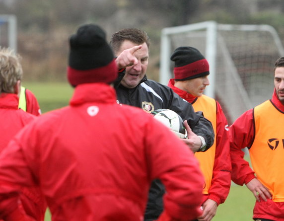 PIŁKA NOŻNA MICHNIEWICZ TRENING WIDZEWA