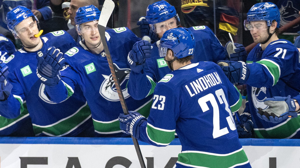 Radość hokeistów Vancouver Canucks