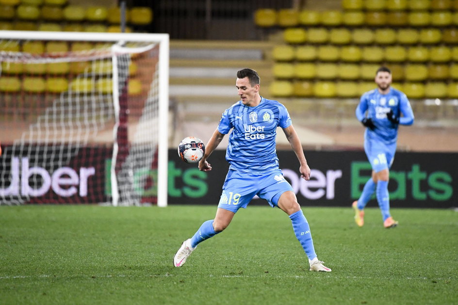 Arkadiusz Milik zadebiutował w Ligue 1 w starciu z Monaco. Teraz czeka na pierwszy mecz w podstawowym składzie. Dziś powinien zagrać z Lens.